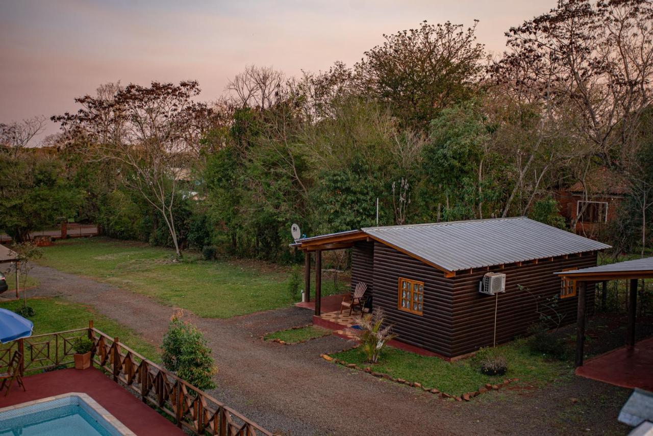 Cabanas La Quinta Puerto Iguazu Exterior photo